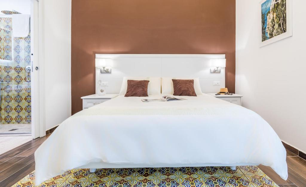 Suites Sorrento Elegance room 1
