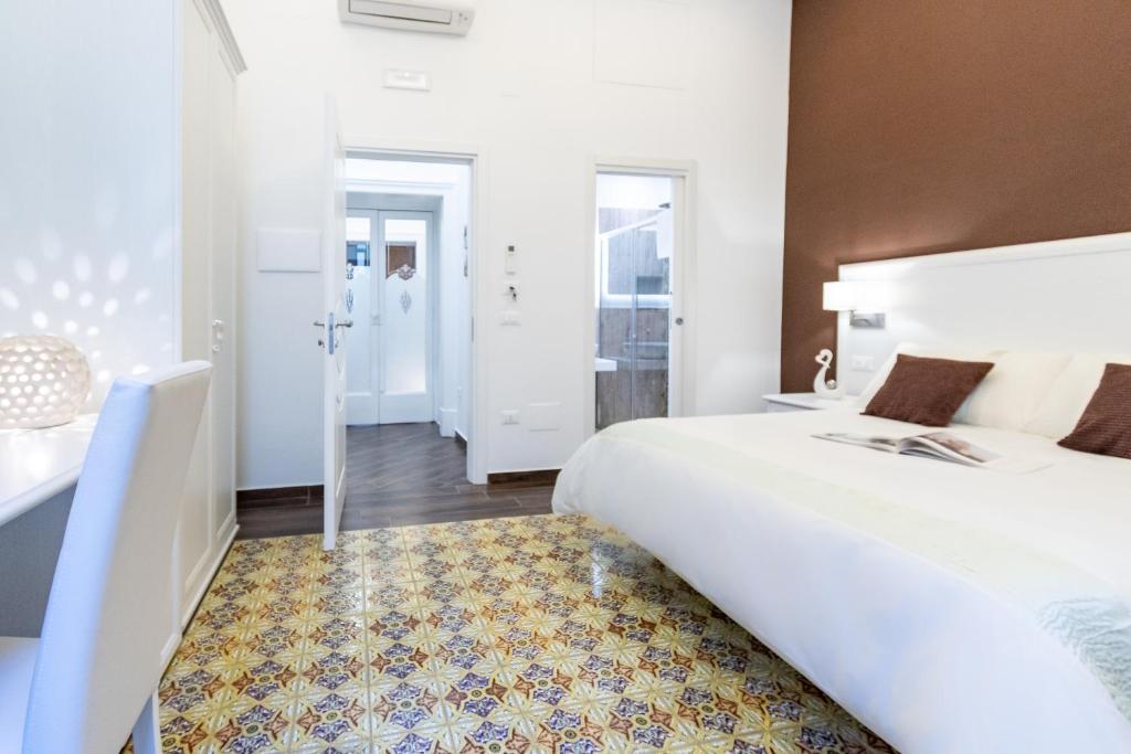 Suites Sorrento Elegance room 2
